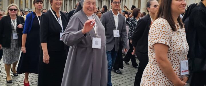 Jedna z účastnic synody je salesiánka